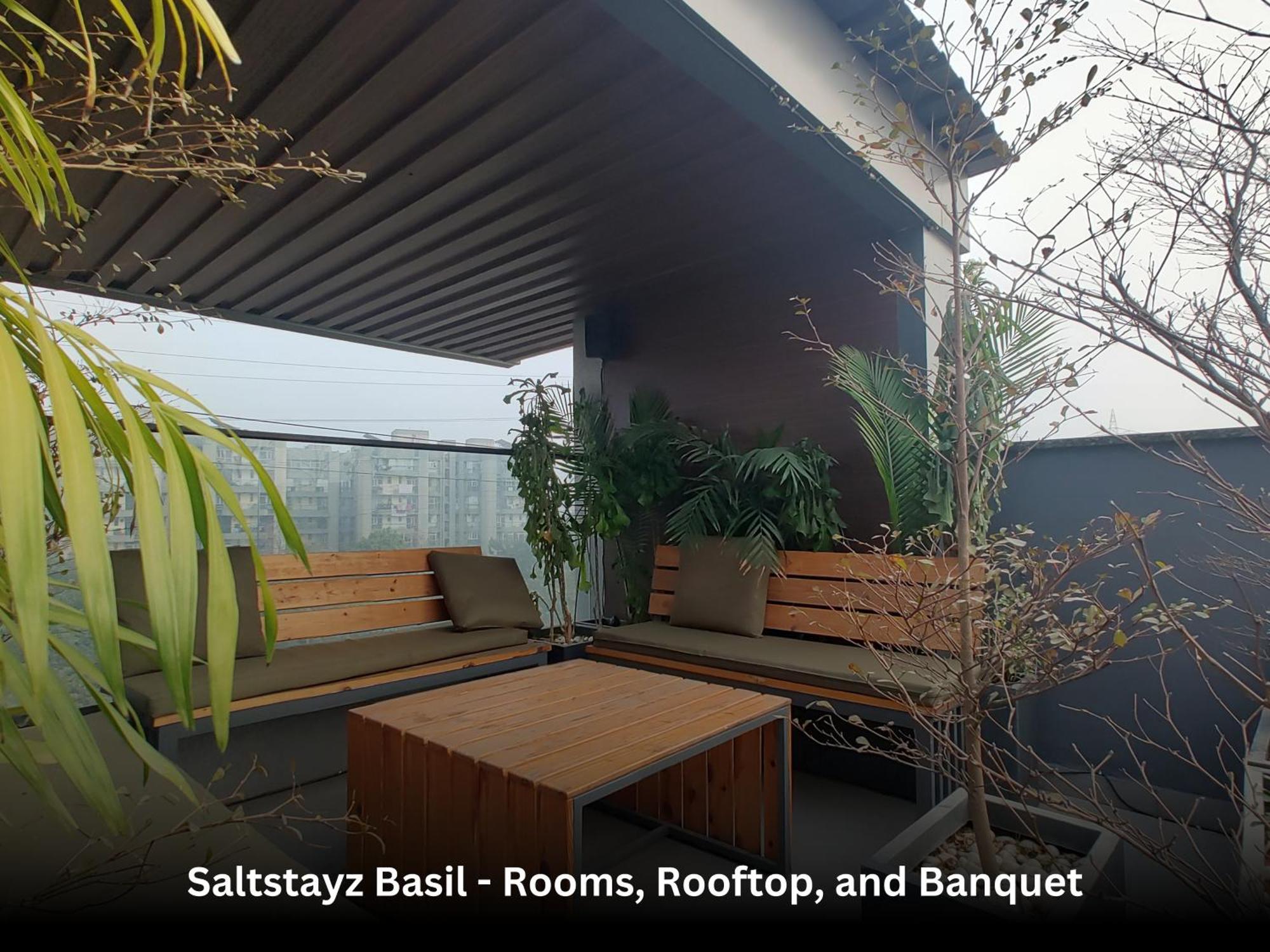 Saltstayz Basil - Near Golf Course Road & Extension Road Gurgaon Exterior photo